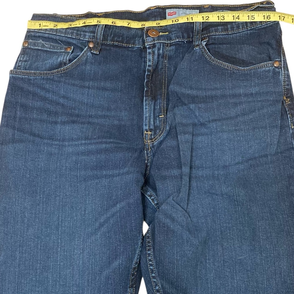 Wrangler Straight Fit Dark Wash Denim Jeans Men’s 34x32 Classic Workwear Casual - Picture 6 of 8